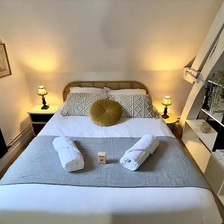 Hyper Centre - L'antiquaire